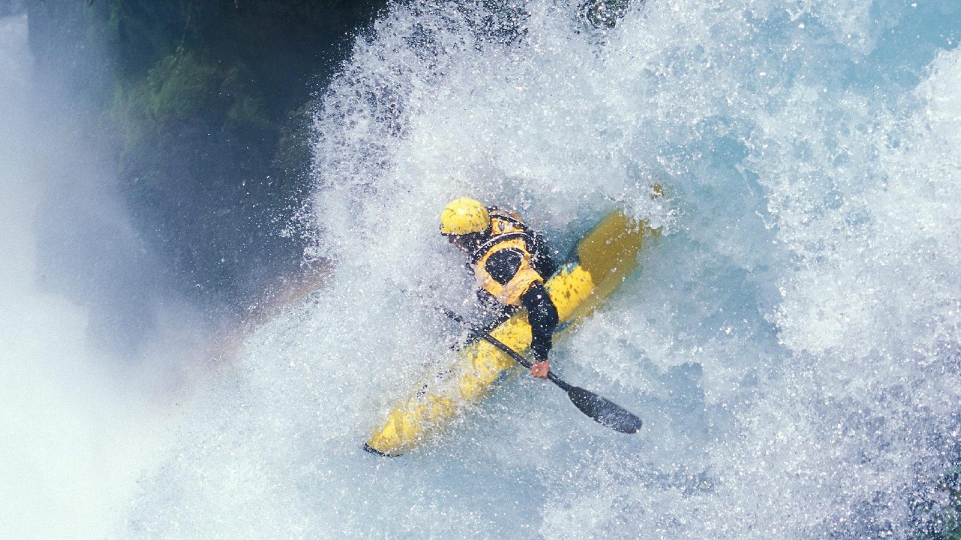 《虚拟职业联赛：电竞行业新型比赛形态探索》，虚拟竞技场
