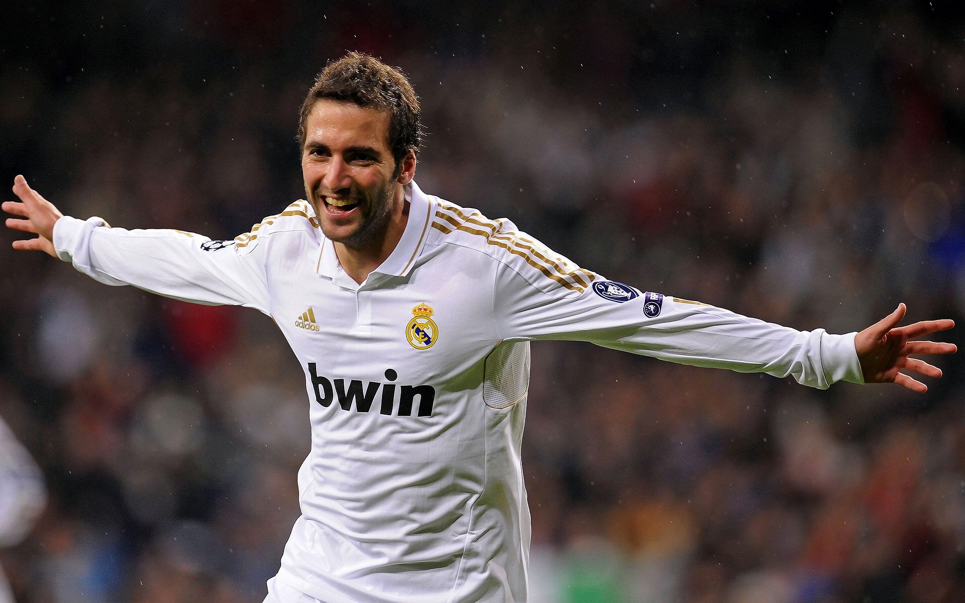 后场突袭：精彩快攻引爆全场，后场百科